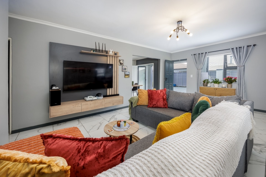 3 Bedroom Property for Sale in Annandale Western Cape